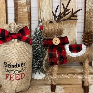 2pc Reindeer Feed Farmhouse Christmas Decor Set for Tiered Trays